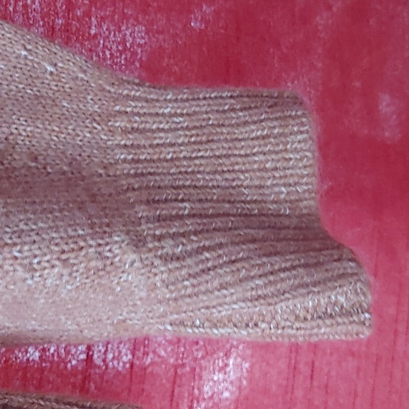RW & Co. Sweater Sz Med - Picture 8 of 8
